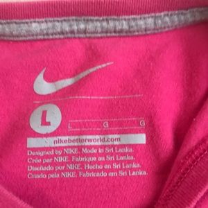 Nike Shirts & Tops - T-shirt Nike Shirts & Tops - T-shirt